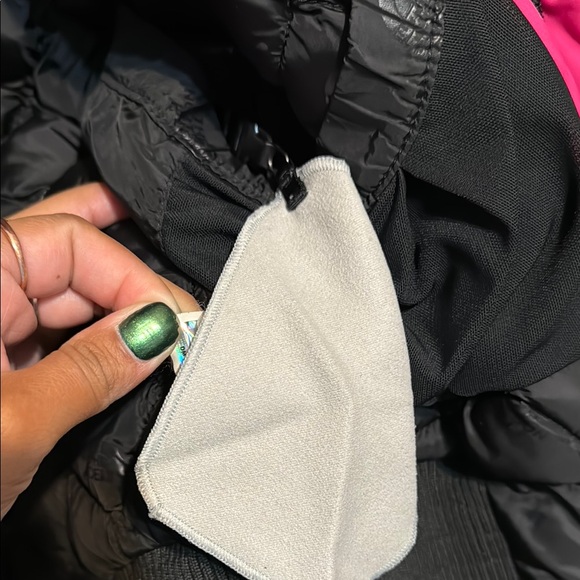 The North Face Speed Tech Pink and Black Jacket - Picture 6 of 12